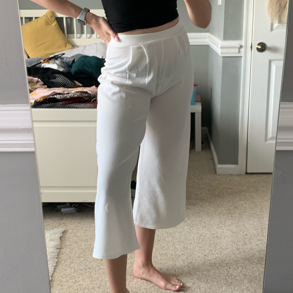 White stretchy high waist culottes